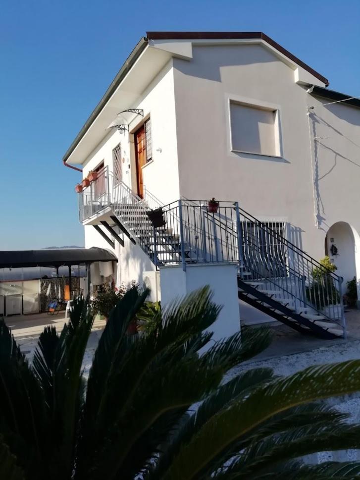 La Casa Di Silvia Leilighet Massarosa Eksteriør bilde